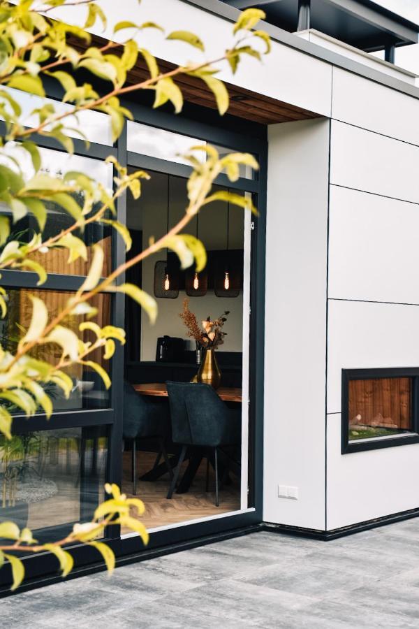 Marinapark Residentie Nieuw Loosdrecht Villa Exterior photo