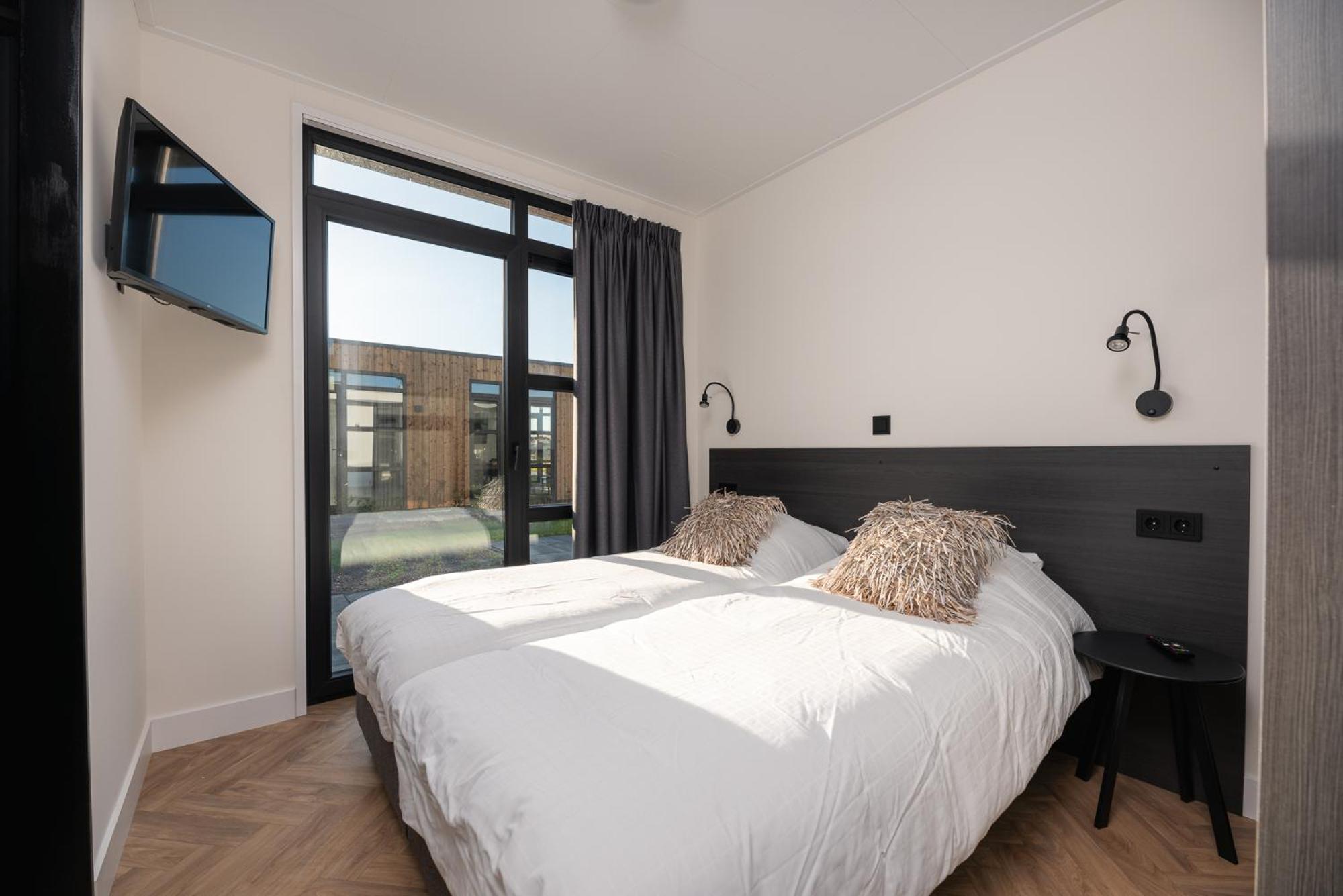 Marinapark Residentie Nieuw Loosdrecht Villa Exterior photo